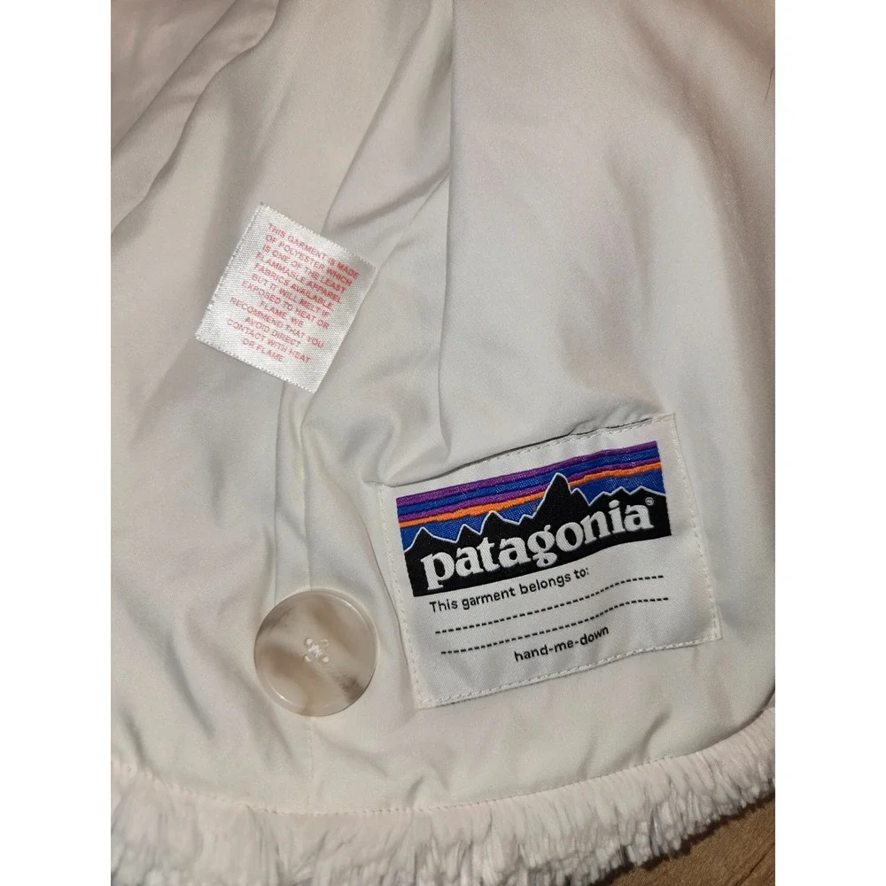 Patagonia Pelage Jacket Faux Fur Girls White Size XXL / 16-18 Very Soft 2 Button